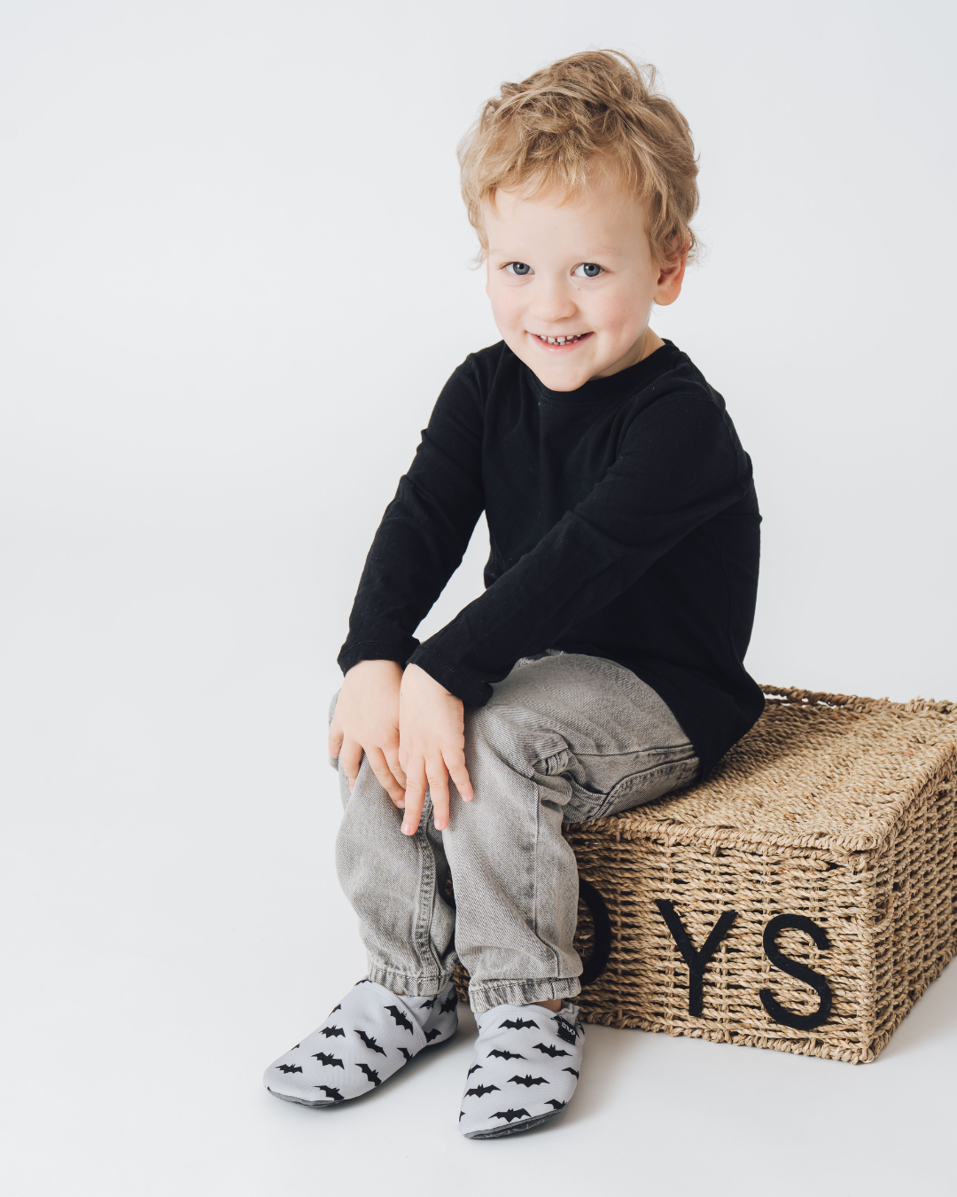 Barefoot Shoes Dark Bats