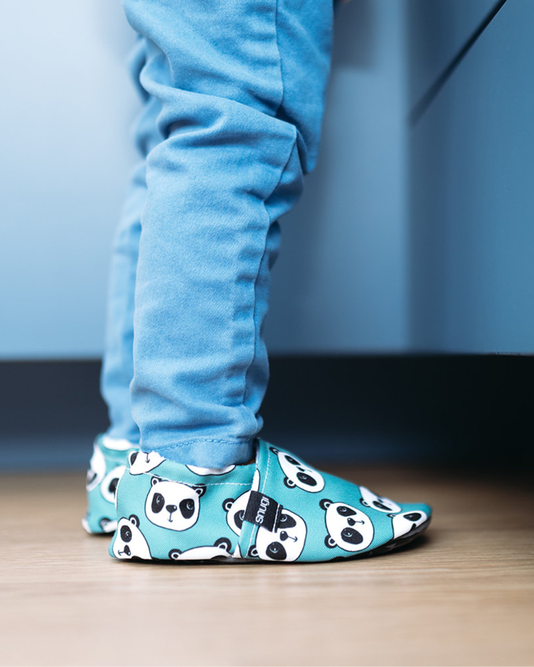 Barefoot slippers PANDAS