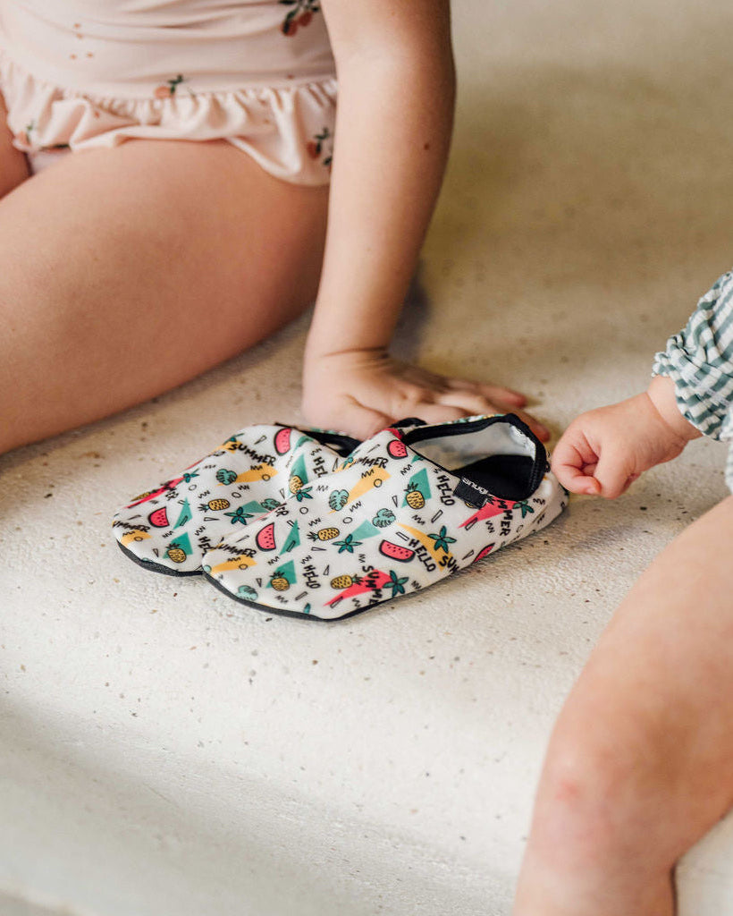 WATER SLIPPERS Hello summer