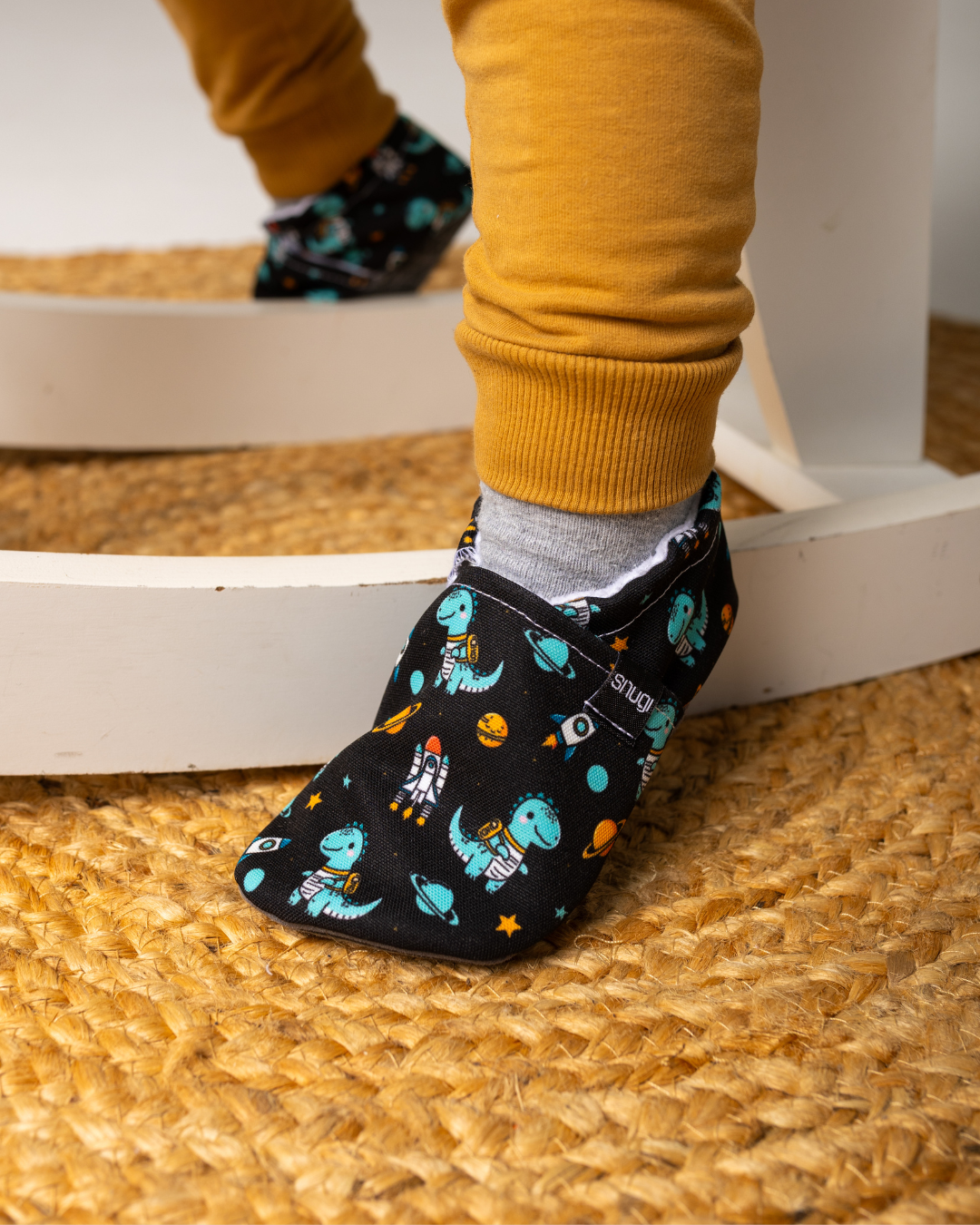 Barefoot Shoes Dino Astronaut