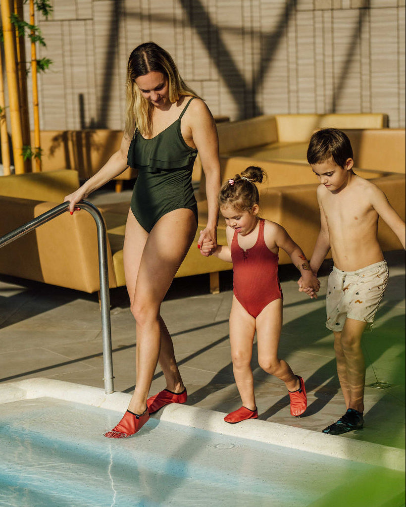 WATER SLIPPERS Coral