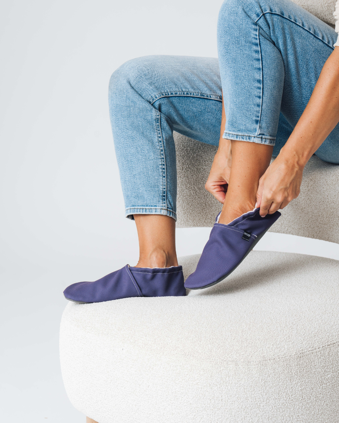 Barefoot women's slippers Purple